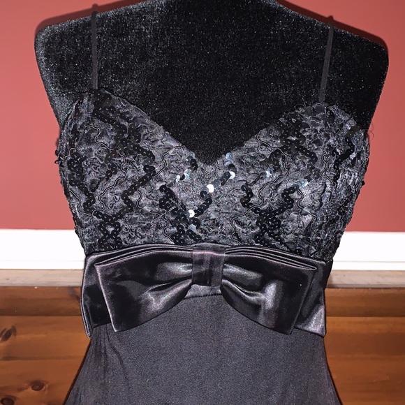 - Sequin mini Dress - - Picture 3 of 6